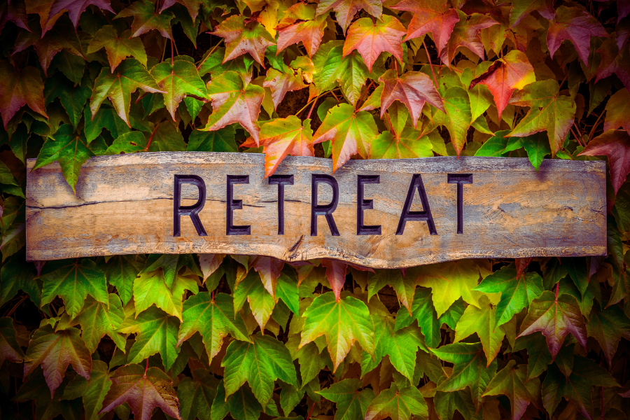 retreat-sign