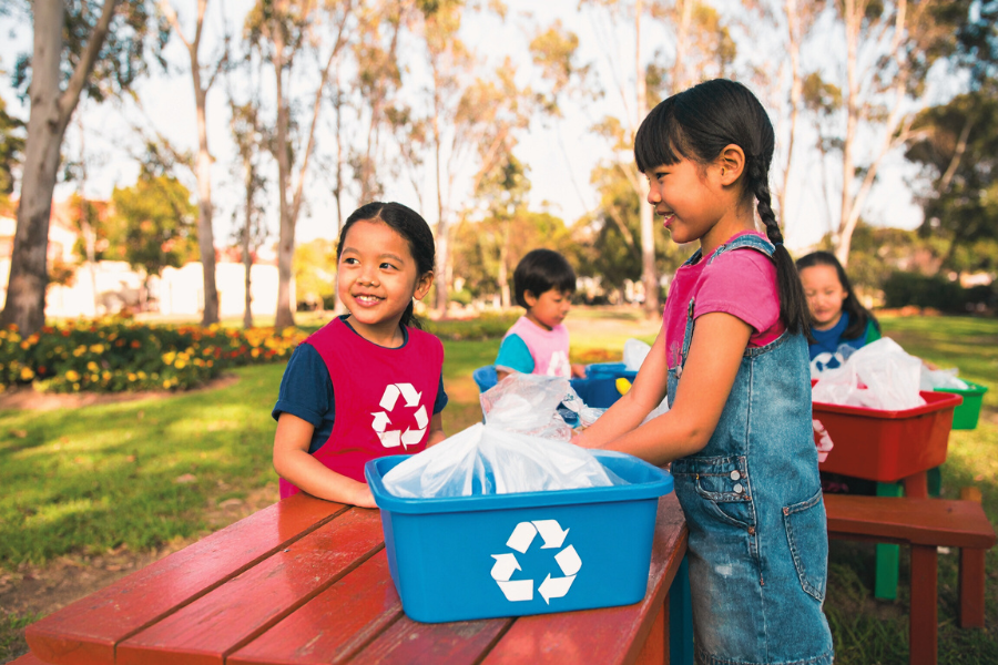 kids-recycling